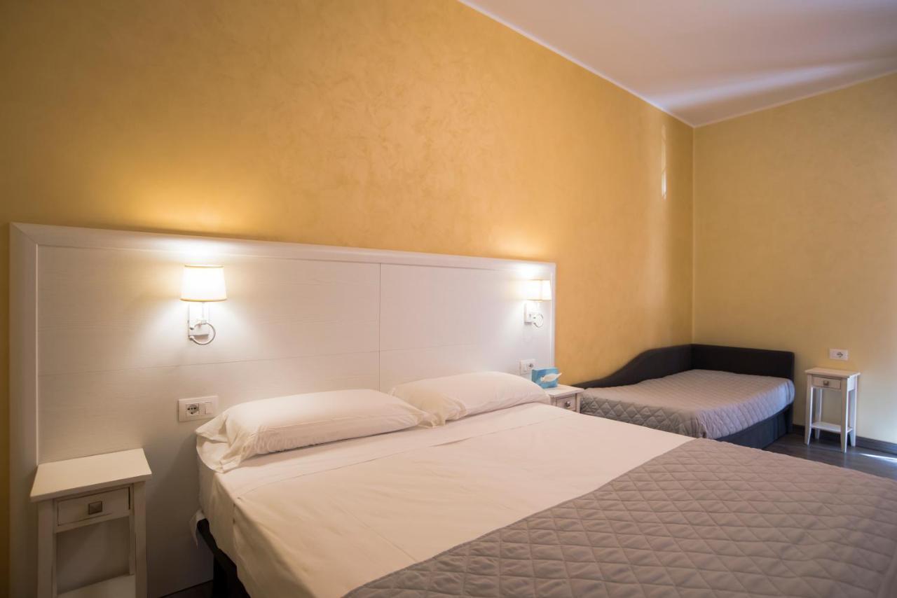Hotel Marisa Albenga Eksteriør bilde